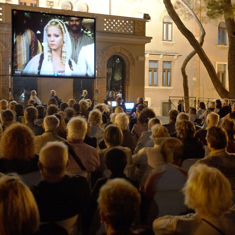Lagunamovies 2011